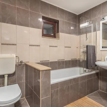 Apartment Awesome In With Wifi *