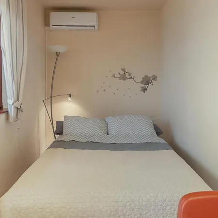 Apartmán Front In With Wifi *